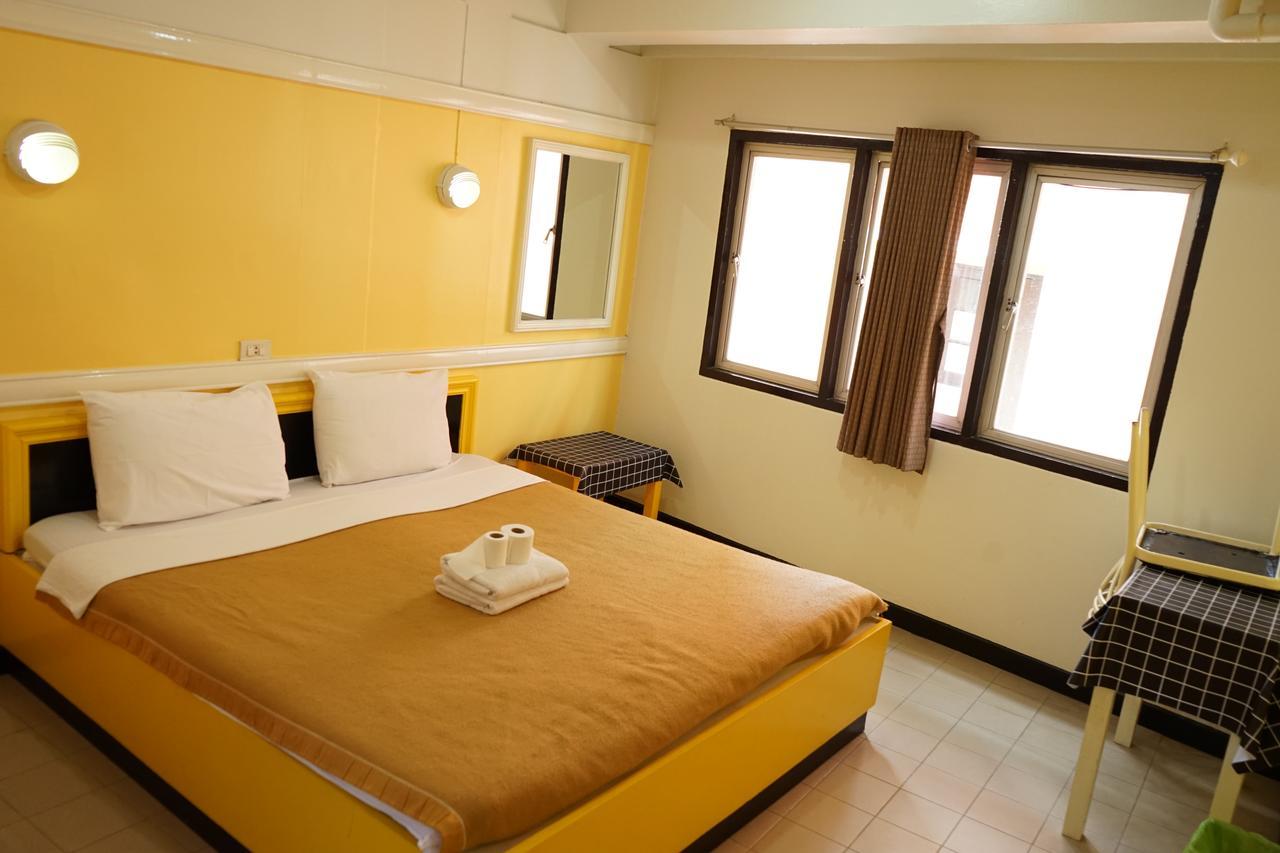 Hotel Yes Kaosan à Bangkok Extérieur photo