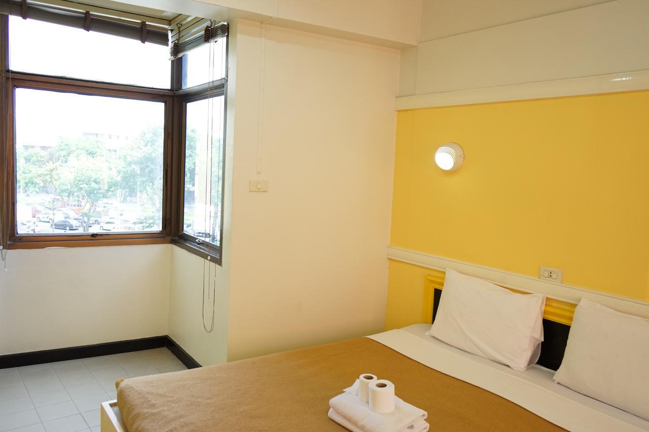 Hotel Yes Kaosan à Bangkok Extérieur photo