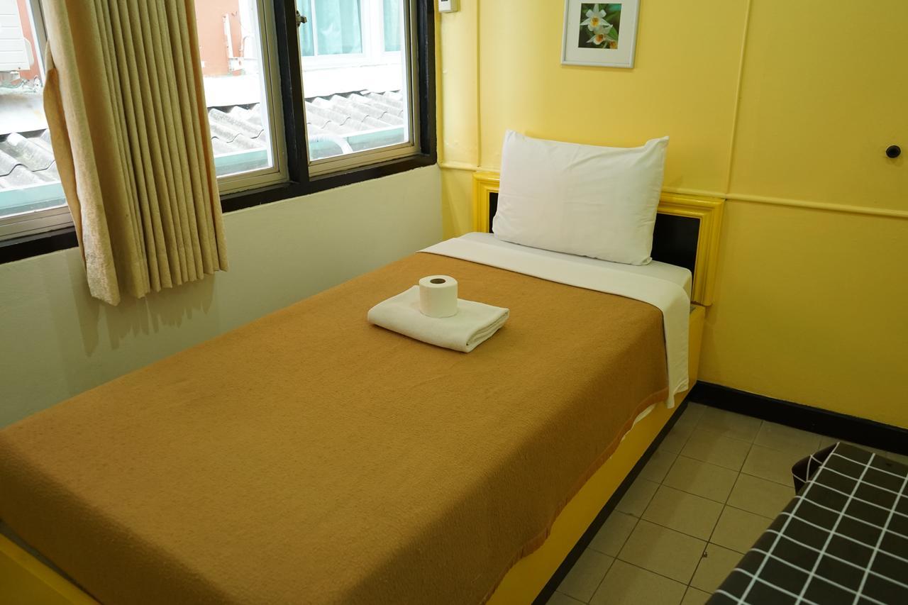 Hotel Yes Kaosan à Bangkok Extérieur photo